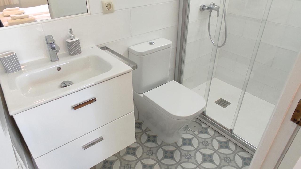 Precioso Piso En Playa America Con Jardin Privado. Nigran Exterior photo