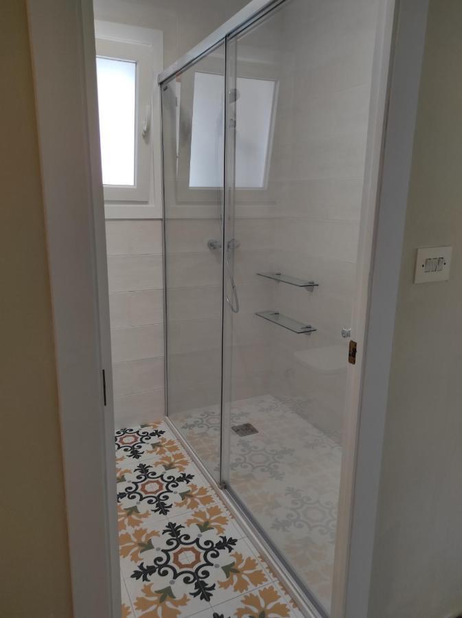 Precioso Piso En Playa America Con Jardin Privado. Nigran Exterior photo